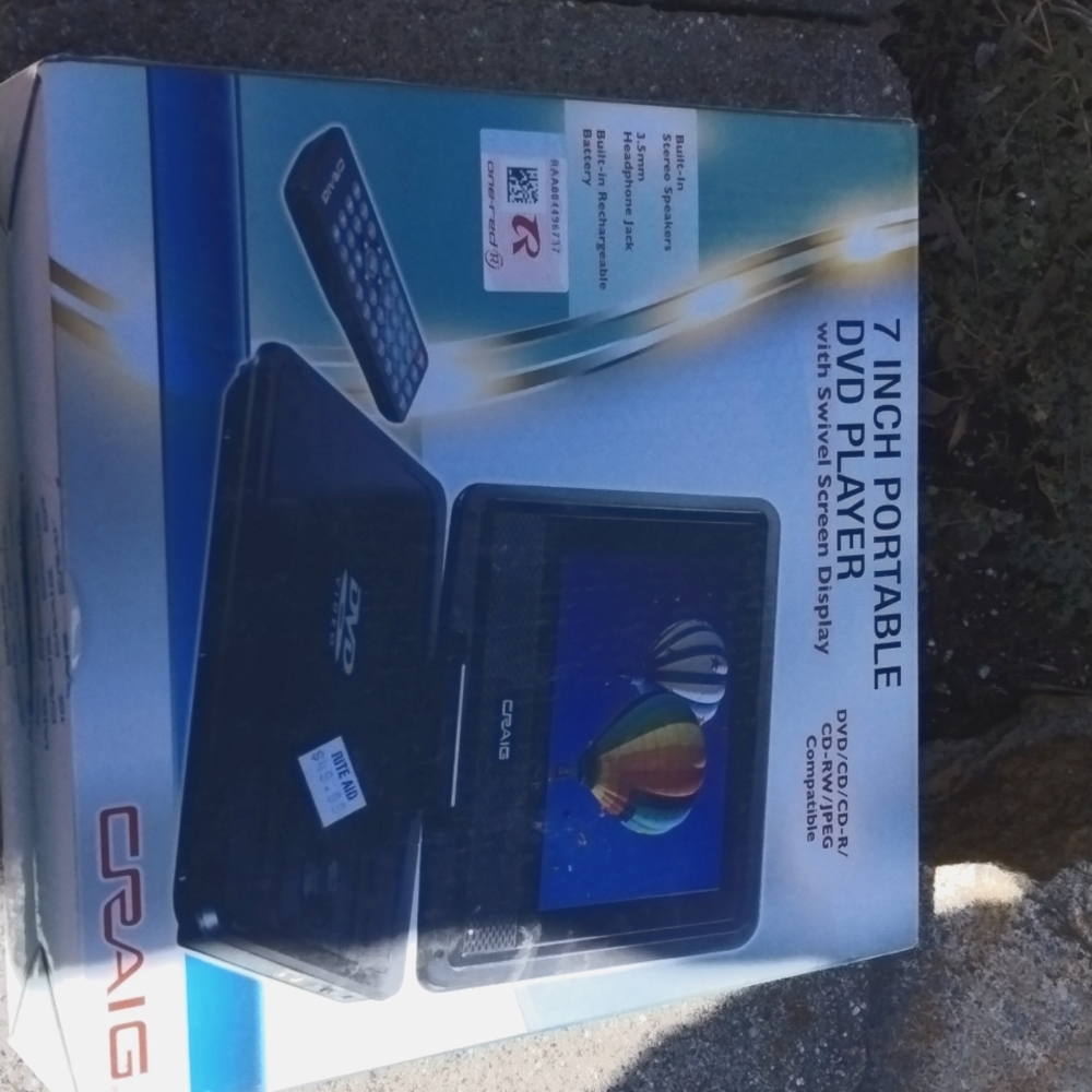 Portable DVD player